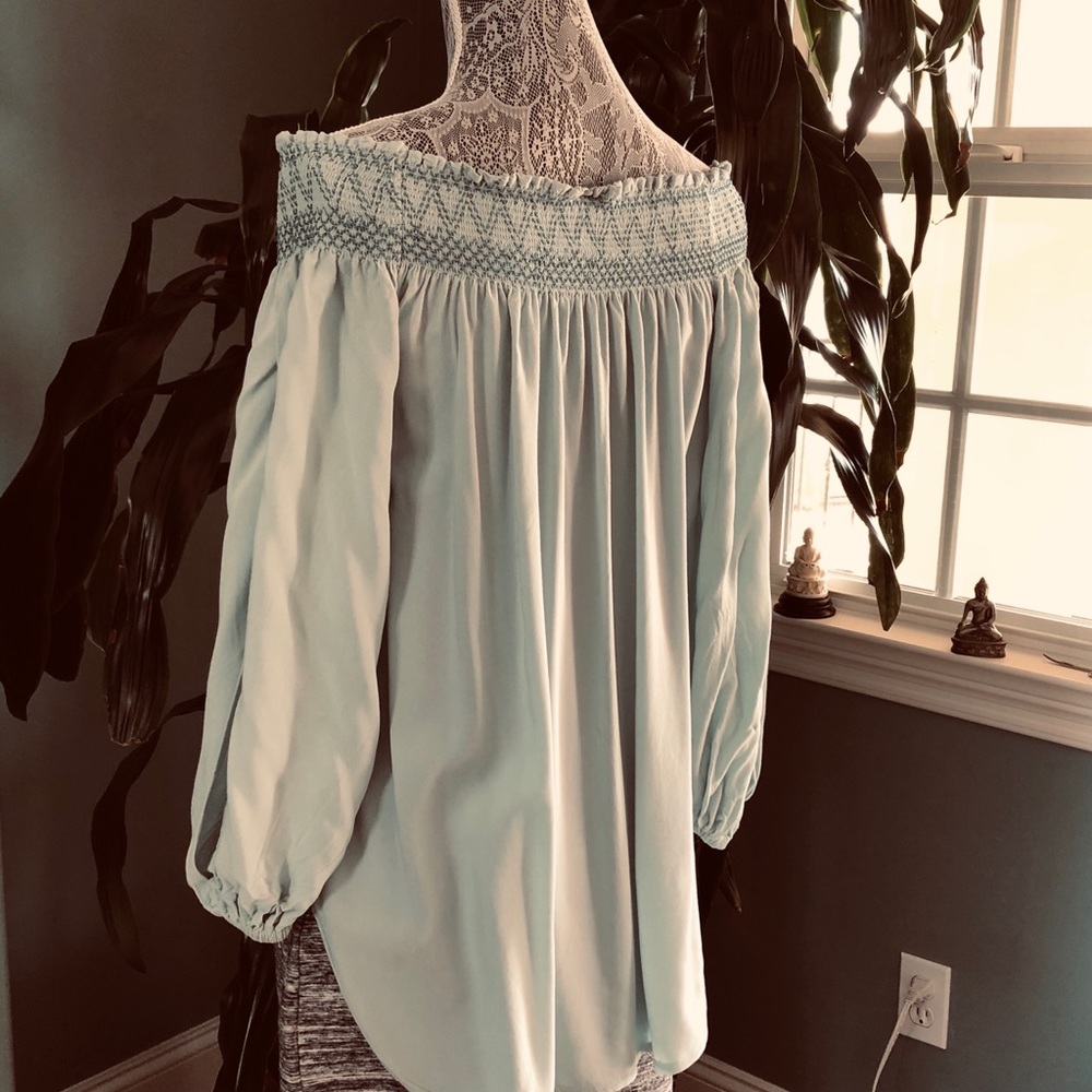 Blouse - Picture 3 of 4